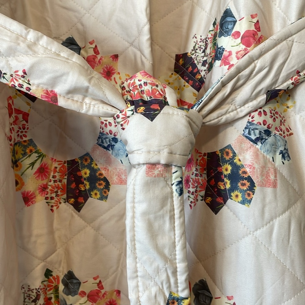 Samantha Sipos quilted coat - Picture 7 of 9
